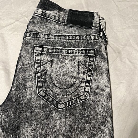 True Religion Geno Jeans Mens Size 31x32 Relaxed Slim Fit Street Camo Militant - Picture 1 of 13